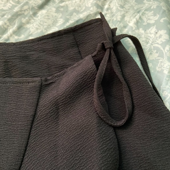 H&M Wrap skirt - Picture 2 of 3